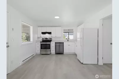 2719 S 125th Street, Seattle, WA 98168 - Photo 6