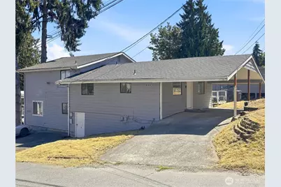 2719 S 125th Street, Seattle, WA 98168 - Photo 1
