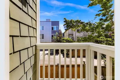 8516 Nesbit Avenue N #A, Seattle, WA 98103 - Photo 24