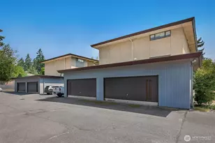 300 N 137th St, Seattle, WA 98133 - Photo 30