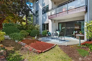 300 N 137th St, Seattle, WA 98133 - Photo 28