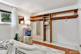 300 N 137th St, Seattle, WA 98133 - Photo 18