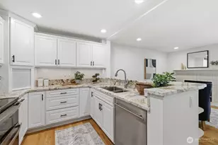 333 145th Pl SE, Bellevue, WA 98007 - Photo 12