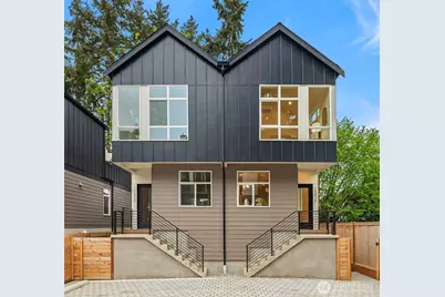 10835 11th Avenue NE, Seattle, WA 98125 - Photo 1
