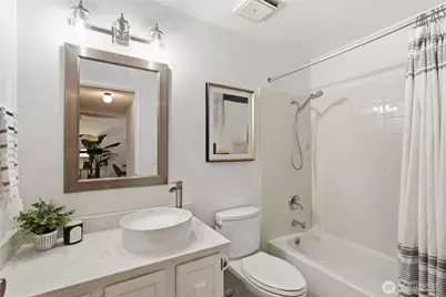 2034 14th Ave W #302, Seattle, WA 98119 - Photo 12