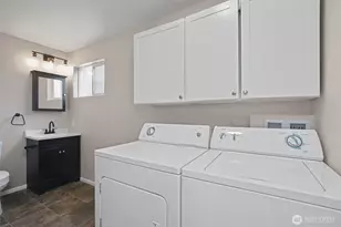 738 Wallin St, Bremerton, WA 98310 - Photo 30