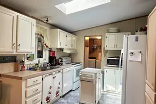 8708 Thuja Ave SE, Yelm, WA 98597 - Photo 4