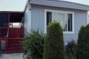 210 37th Street SE, Auburn, WA 98002 - Photo 2