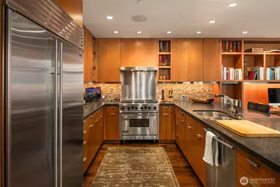 715 2nd Avenue #1504, Seattle, WA 98104 - Photo 24