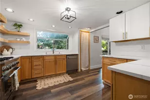 3331 SE Summer Pl, Port Orchard, WA 98366 - Photo 4