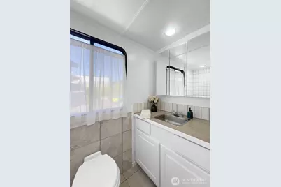 10 E Allison Street, Seattle, WA 98102 - Photo 18
