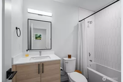 712 W Bertona Street #a, Seattle, WA 98119 - Photo 16