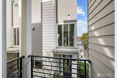712 W Bertona Street #a, Seattle, WA 98119 - Photo 14