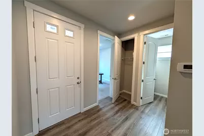 8406 57th Place NE, Marysville, WA 98270 - Photo 4