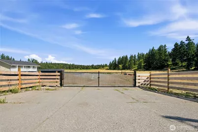 23028 SE 400th St, Enumclaw, WA 98022 - Photo 10