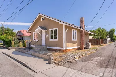 801 Peachey Street, Wenatchee, WA 98801 - Photo 2