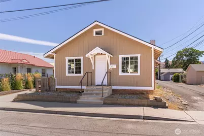 801 Peachey Street, Wenatchee, WA 98801 - Photo 1