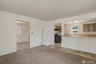 801 Peachey St, Wenatchee, WA 98801 - Photo 4