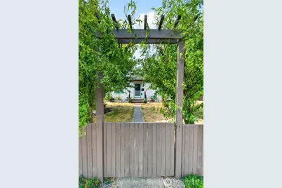 6802 S Ferdinand Street, Tacoma, WA 98409 - Photo 4