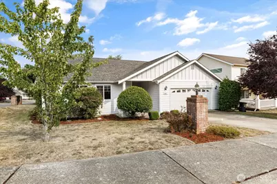 1667 NW Almond Loop, Oak Harbor, WA 98277 - Photo 2