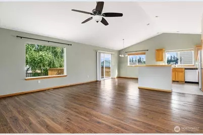 1667 NW Almond Loop, Oak Harbor, WA 98277 - Photo 6