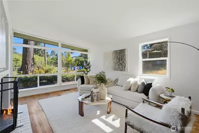 12039 SE 42nd St, Bellevue, WA 98006 - Photo 6