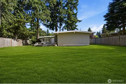 12039 SE 42nd St, Bellevue, WA 98006 - Photo 24