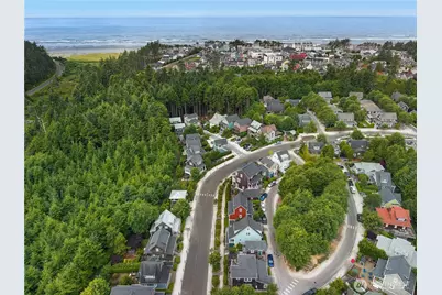 229 Compass Street, Pacific Beach, WA 98571 - Photo 24