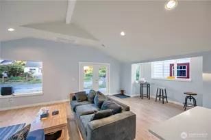 3011 Elm St, Bellingham, WA 98225 - Photo 4