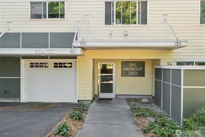 1743 NW 57th Street #406, Seattle, WA 98107 - Photo 2