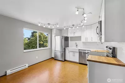 1743 NW 57th Street #406, Seattle, WA 98107 - Photo 10