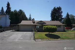 10108 3rd Pl SE, Lake Stevens, WA 98258 - Photo 2