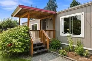 13104 Ridge Cir E, Bonney Lake, WA 98391 - Photo 4