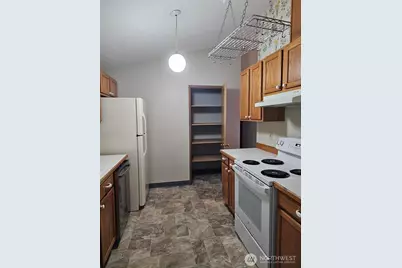 2306 Orchard Street S, Fircrest, WA 98466 - Photo 2