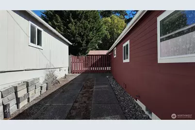 13210 Satterlee Road, Anacortes, WA 98221 - Photo 28