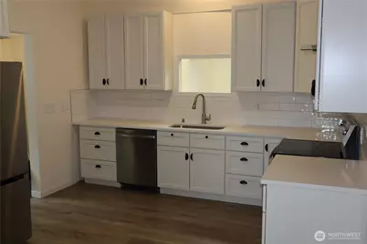 4611 S M Street, Tacoma, WA 98408 - Photo 2