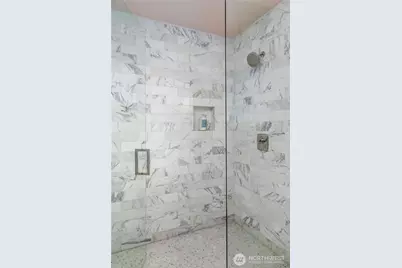 918 18th Avenue E, Seattle, WA 98122 - Photo 20