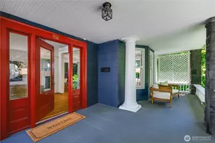 918 18th Ave E, Seattle, WA 98122 - Photo 2