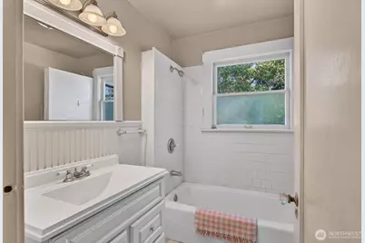 13701 51st Avenue NE, Marysville, WA 98271 - Photo 16