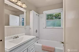 13701 51st Ave NE, Marysville, WA 98271 - Photo 16