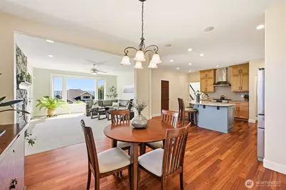 13718 9th Avenue Ct NW, Gig Harbor, WA 98332 - Photo 18