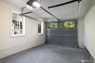 2910 9th Avenue W, Seattle, WA 98119 - Photo 36