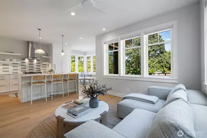 2910 9th Avenue W, Seattle, WA 98119 - Photo 10