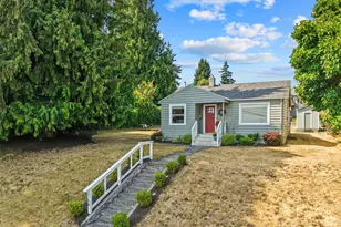 3708 Oakes Ave, Everett, WA 98201 - Photo 2
