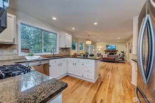 13133 NE 74th St, Kirkland, WA 98033 - Photo 12