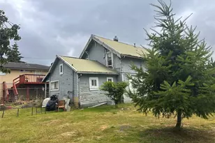 2739 Pacific Ave, Hoquiam, WA 98550 - Photo 4