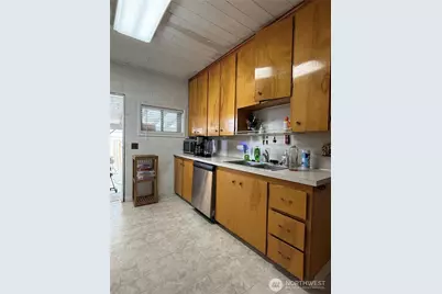 603 Kansas Street SW #1 & 2, Orting, WA 98360 - Photo 6