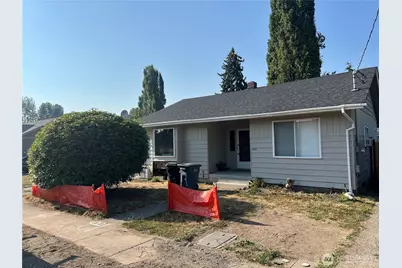 603 Kansas Street SW #1 & 2, Orting, WA 98360 - Photo 2
