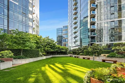 500 106th Avenue NE #3705, Bellevue, WA 98004 - Photo 40