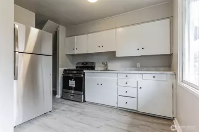 2821 2831 NE Center Street #1-8, Bremerton, WA 98310 - Photo 28